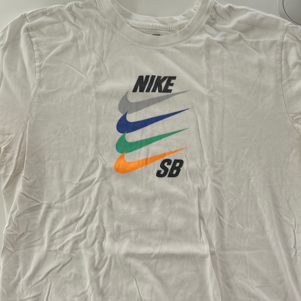 Nike SB Tee